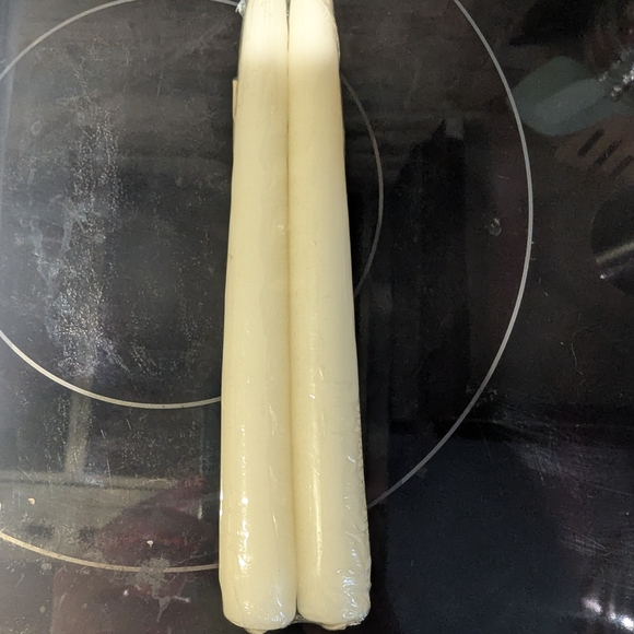 SEALED VINTAGE Yankee Candle Christmas Tapered Candlesticks - Picture 4 of 4